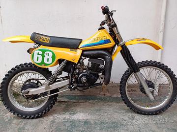 Suzuki RM 250 - 1979