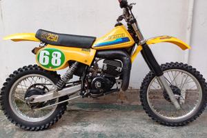 Suzuki RM 250 - 1979
