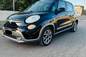 FIAT 500L TREKKING CON TETTO PANORAMICO