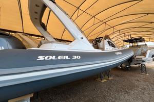 Salpa soleil 30 + 2X Yamaha 200 Hp Usato 2023