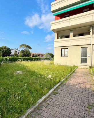 2 LOCALI A UDINE