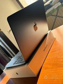 Computer Apple M2 con 90 cicli