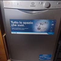 Lavastoviglie indesit