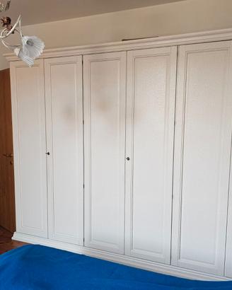 Camera da letto completa in legno laccato bianco