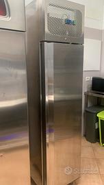 Armadio refrigerato AKG350