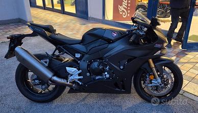 Honda CBR 1000 RR R - CARBON LIMITED "NUMERATA"
