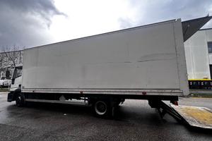 IVECO ML120E18 con sponda idraulica - Ottime condi