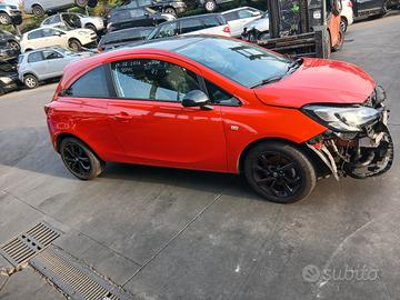 Opel Corsa E solo ricambi 