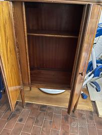 Mobiletto  in radica