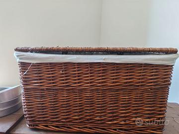 Cesto Baule in Vimini con Coperchio 