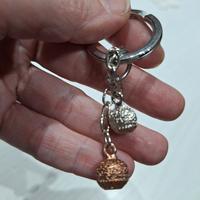 portachiavi e bracciale ferrero rocher 