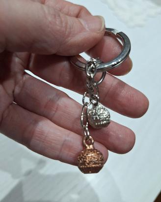 portachiavi e bracciale ferrero rocher 