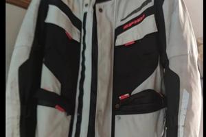 giàche e pantaloni moto