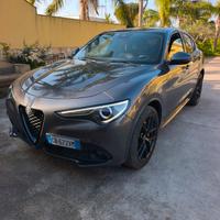 Alfa Romeo Stelvio Veloce Q4 - 210 cv