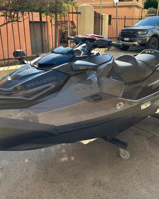 Moto d'acqua SeaDoo RXT 300 2023 67 ore