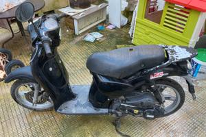 Scarabeo Scooter 50cc Aprilia