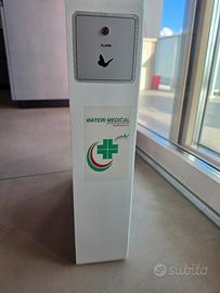 Depuratore d'acqua ad osmosi inversa.