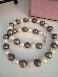 collana di perle naturali bianche e grugio