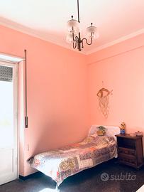 Stanza singola con balcone - Per donna
