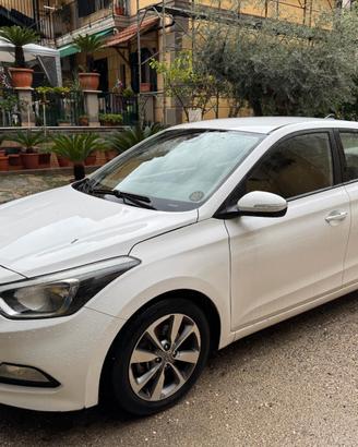 Hyundai 1.4 crdi 90cv