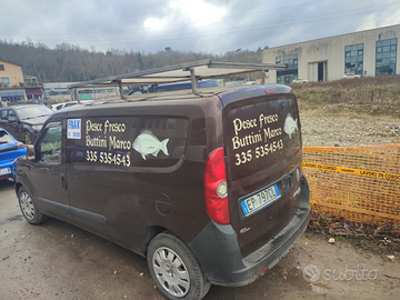 Doblò coibentato con frigo