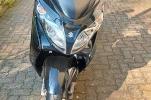 Suzuki Burgman 400 2010