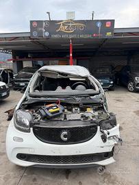 Smart ForFour 1,0 sinistrato - 2017