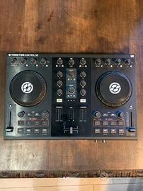 Native Instruments Traktor Kontrol S2 MK2