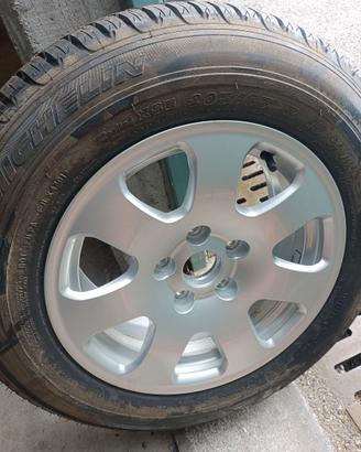 4 Gomme 195/65 R15 anno 26 + kit 5 Cerchi in lega