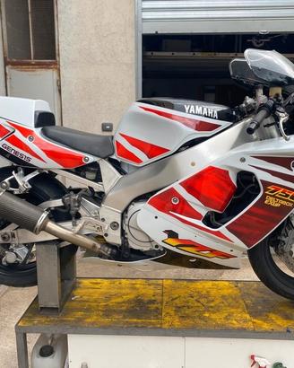YAMAHA YZF 750 KIT COMPLETO ADESIVI
