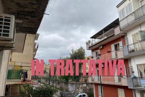 2 LOCALI A NAPOLI