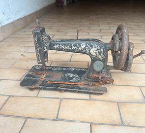 Singer vecchia macchina per cucire