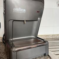 Macchina del caffe e té