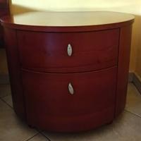 Cassettiera e Comodini in legno ciliegio 