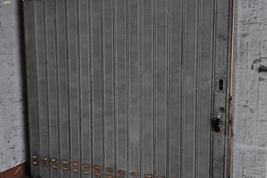 Ampio Garage Zona Bolognina