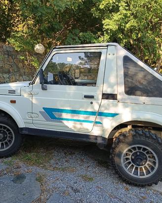 Suzuki sj 1300