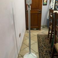 Piantana per ricaricare Dyson