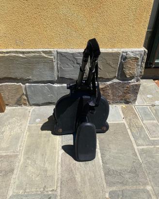 Pedana universale per passeggino