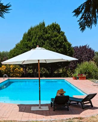 Tenuta con piscina privata vicino Roma e Tivoli