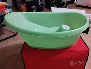 Vaschetta bagnetto e sedia doccia