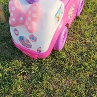 Macchinina a spinta Minnie 