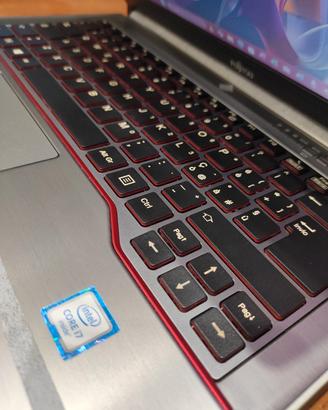 170 Fujitsu lifebook E746 . i7