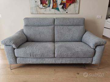 Divano due posti