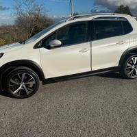 Peugeot 2008 1.6 tdi versione allure