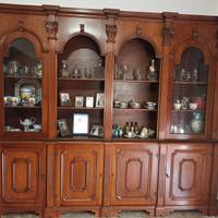 Vetrina libreria in legno in buonissime condizioni