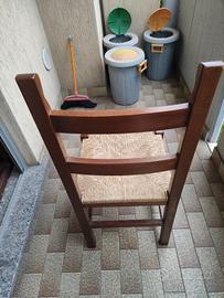 2 sedie in legno massello da re impagliare