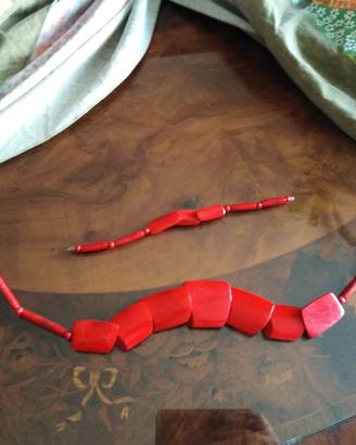 Collaba cubana con bracciale rosso