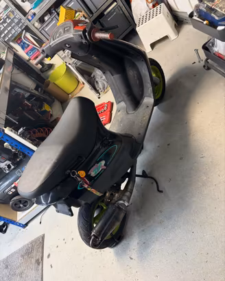 piaggio zip