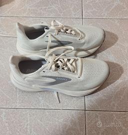 Scarpe brooks