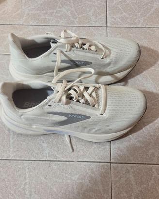 Scarpe brooks